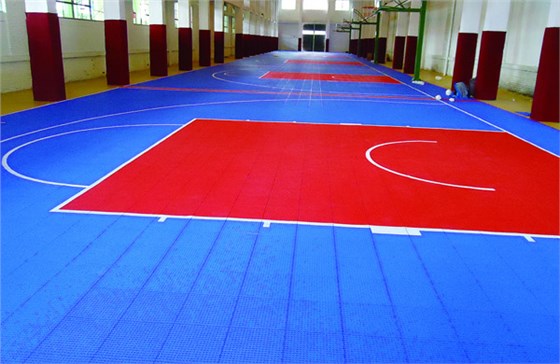 室內籃球場