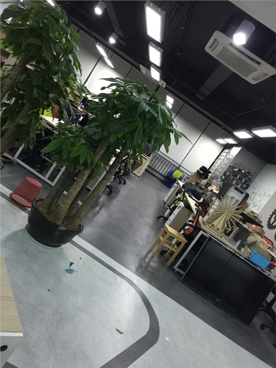 商業(yè)辦公膠地板06詳見(jiàn)