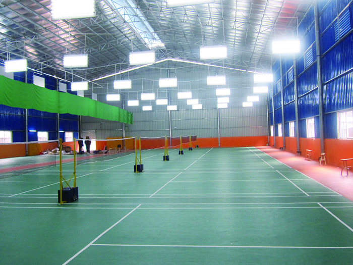 千平羽毛球館地板