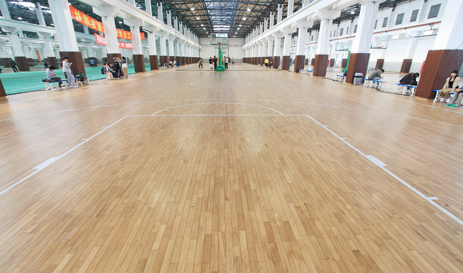 威孚運動地板-籃球場案例02 威孚運動地板-籃球場案例02